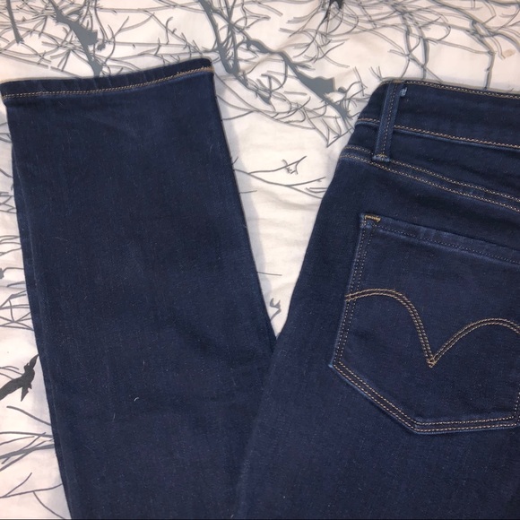 NWOT LEVI’S Jeans - Picture 6 of 6